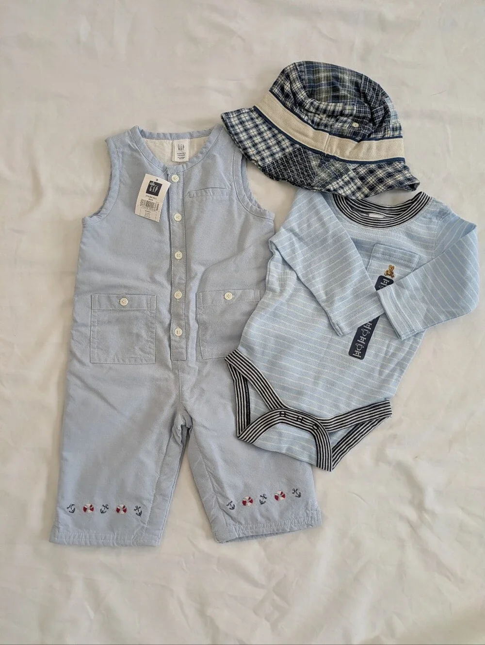 Baby Gap 3 Piece Clothing Set